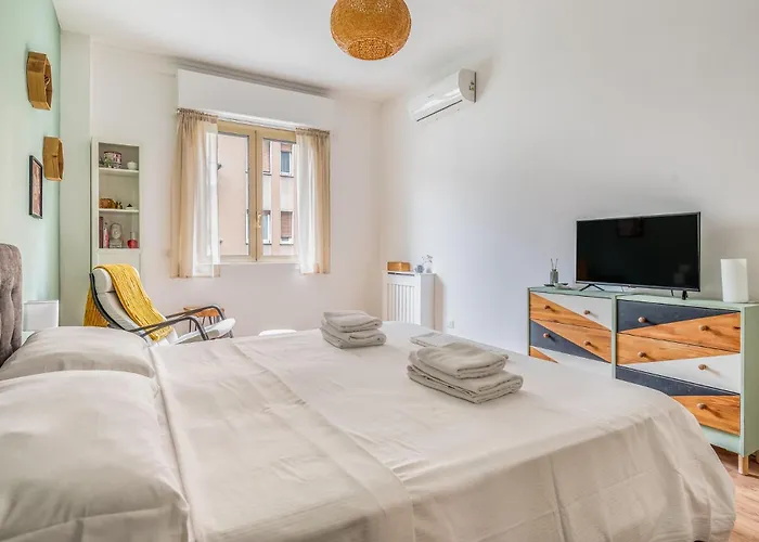 4 Pax Wi-Fi Milano Lorenteggio