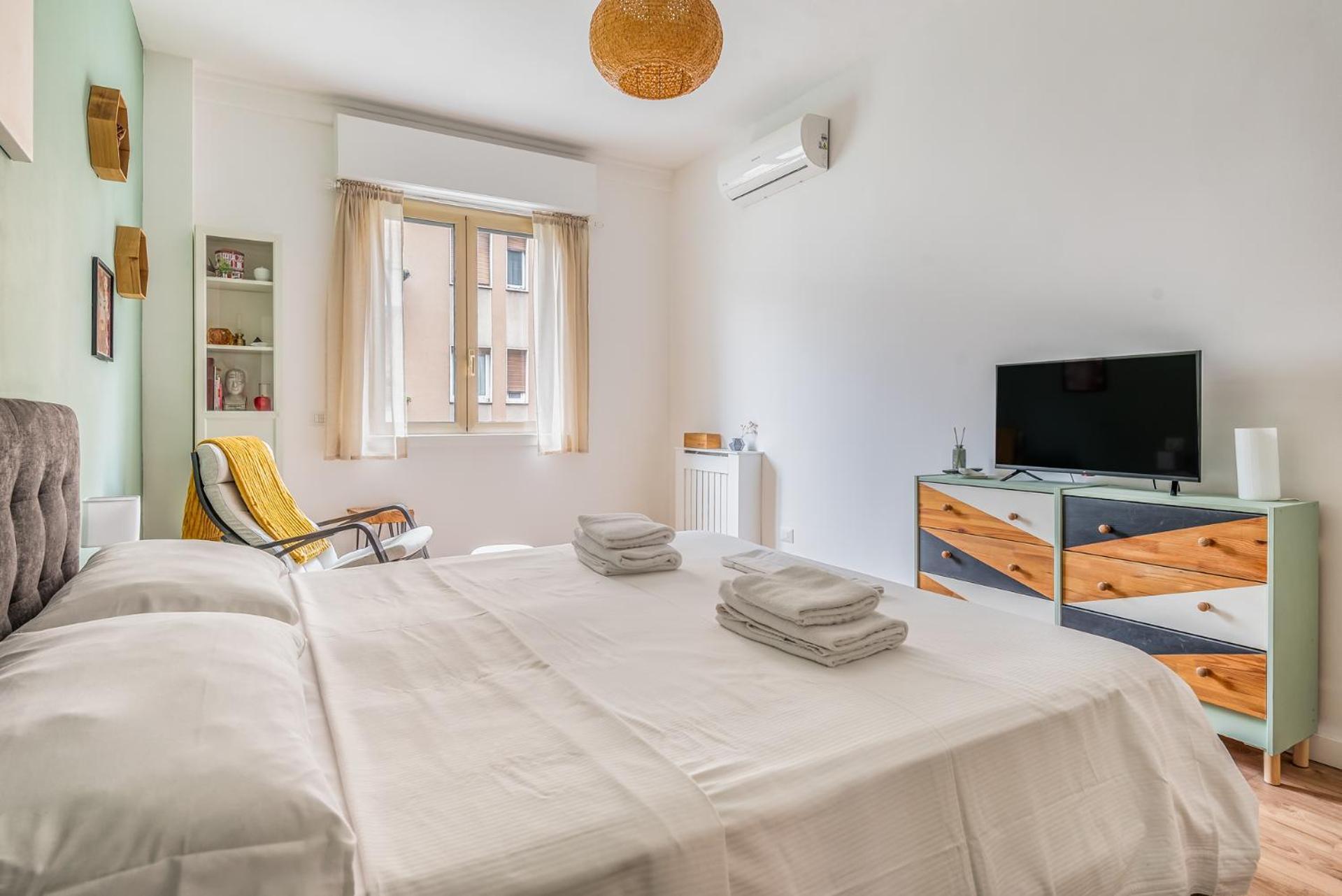 4 Pax Wi-fi Lorenteggio Apartment *